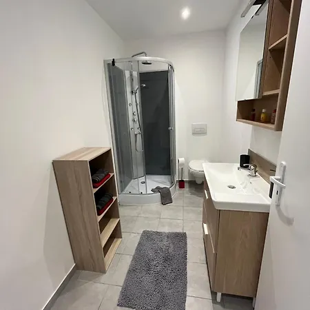 Betting 1 Bed & Breakfast 3*